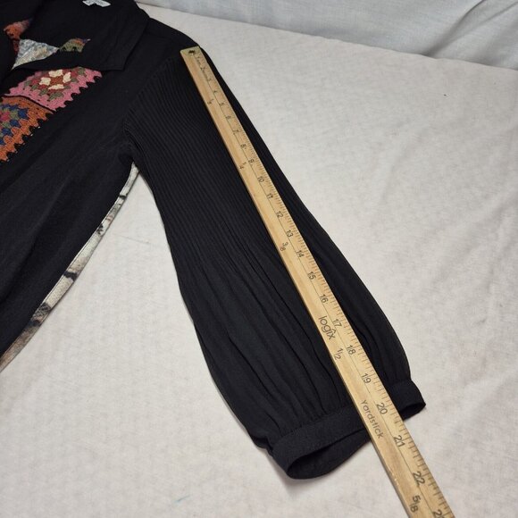 John Mark Womens M Black Button-Up Crochet Patchwork Tunic Blouse - Picture 14 of 14